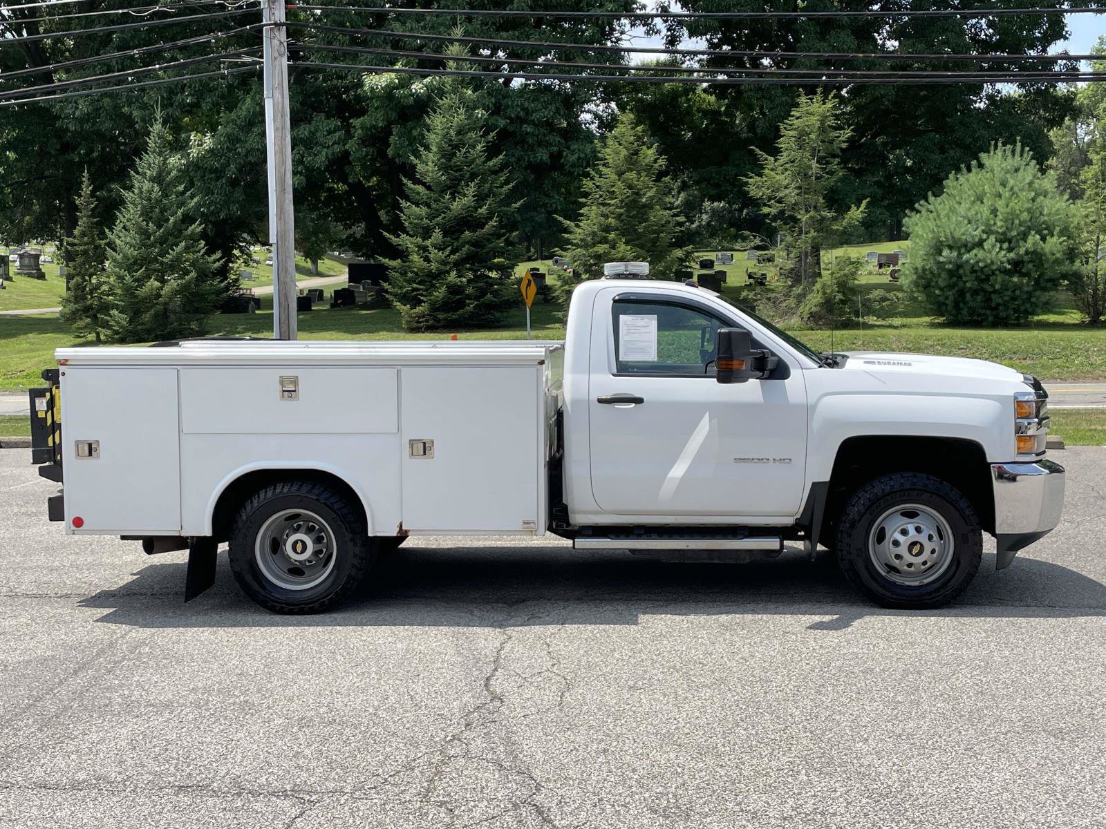 Used 2018 Chevrolet Silverado 3500 W/T w/ WT Convenience Package AWD/4WD image 2