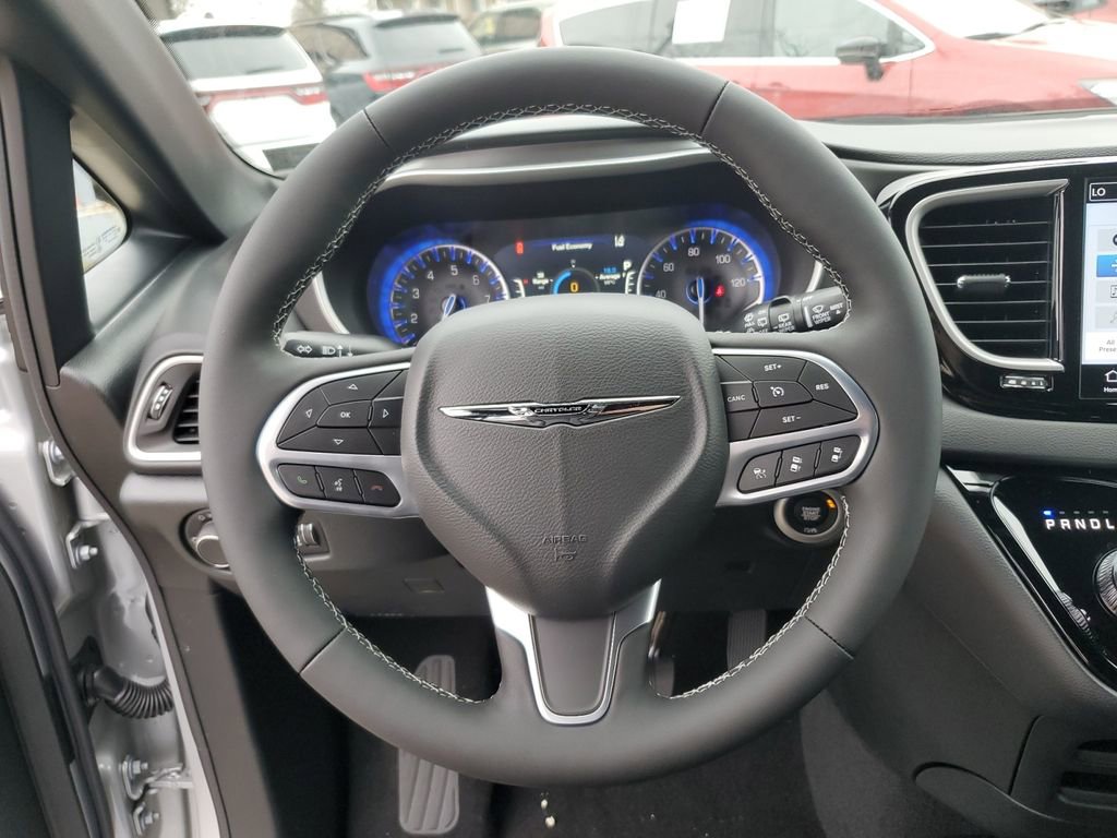 New 2026 Chrysler Voyager LX image 15