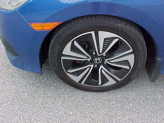 Used 2017 Honda Civic EX-T image 10