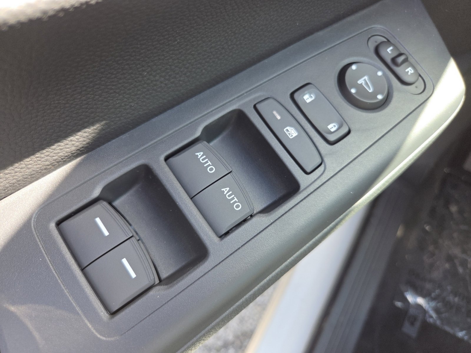 New 2026 Honda CR-V EX image 27