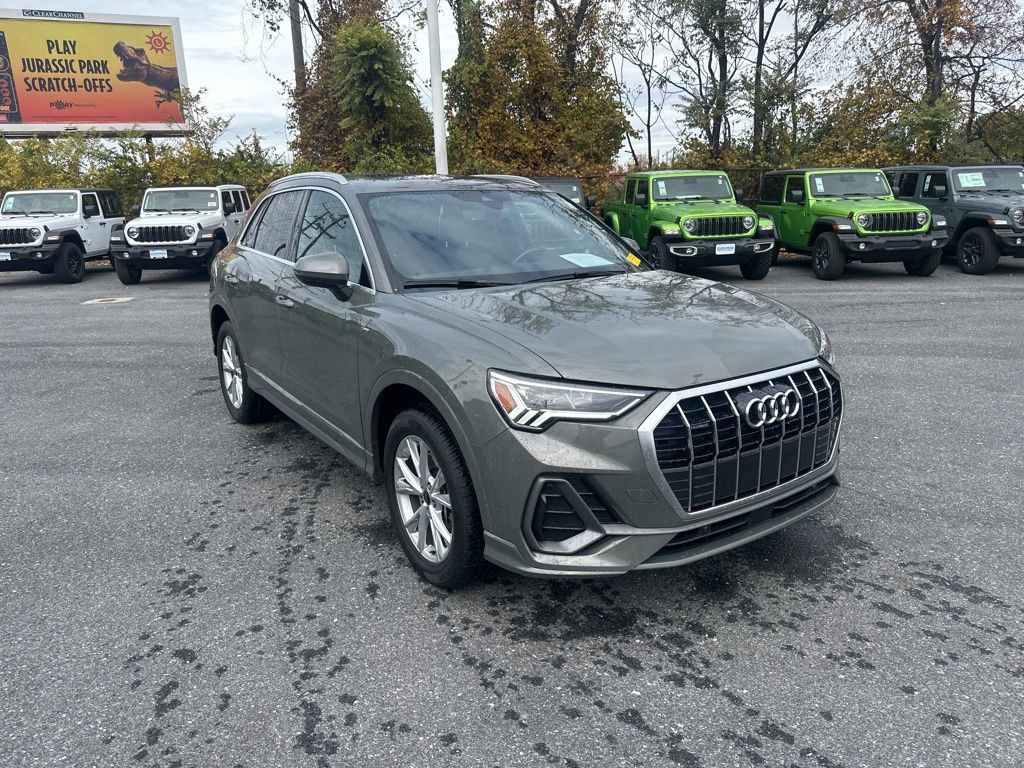 Used 2024 Audi Q3 2.0T Premium
