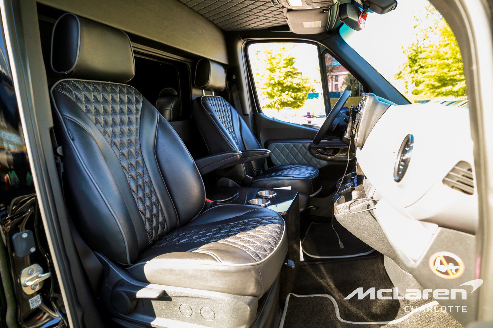 Used 2020 Mercedes-Benz Sprinter 3500 w/ Windows All Around Package image 16