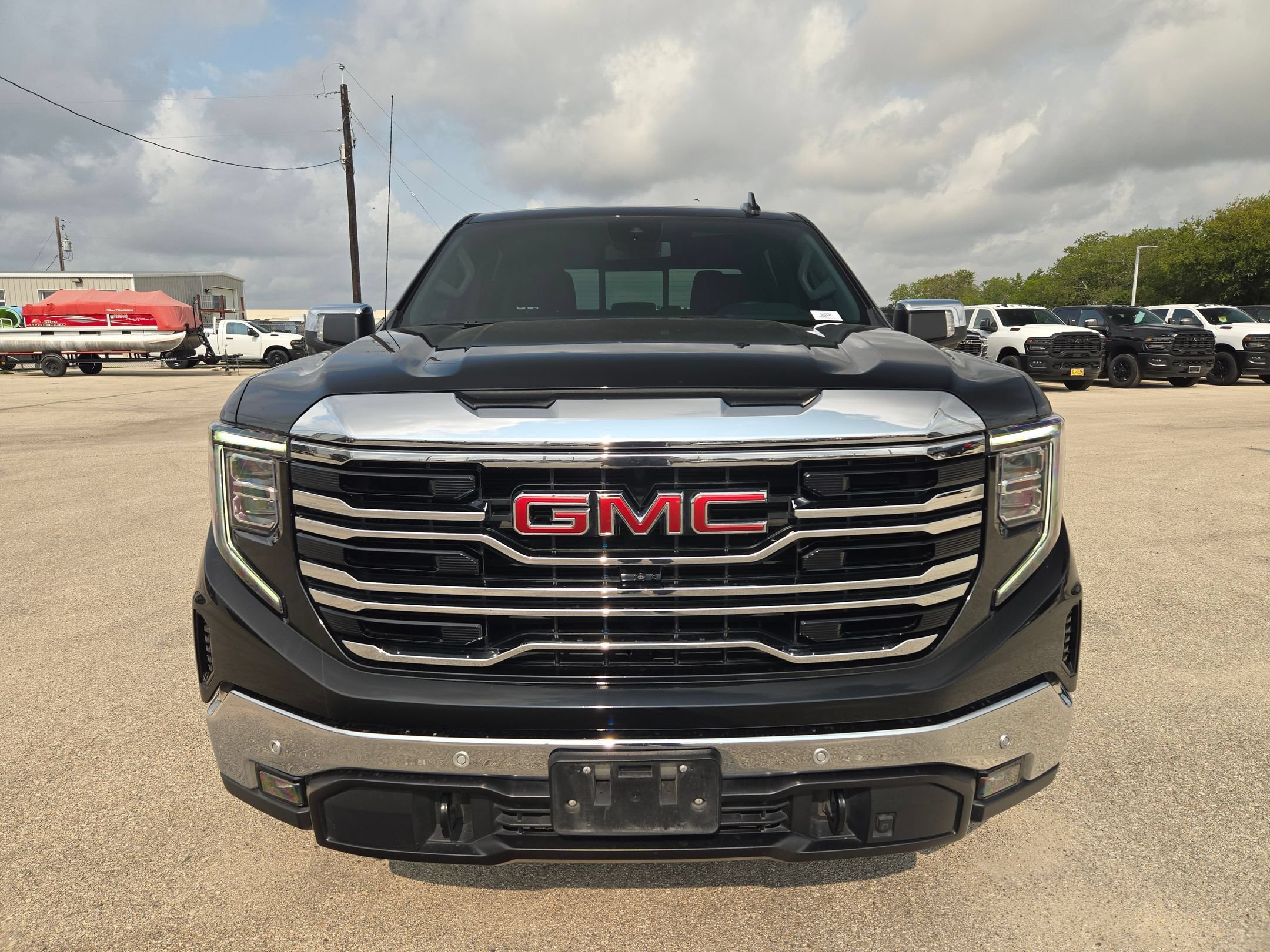 Used 2024 GMC Sierra 1500 SLT RWD image 8