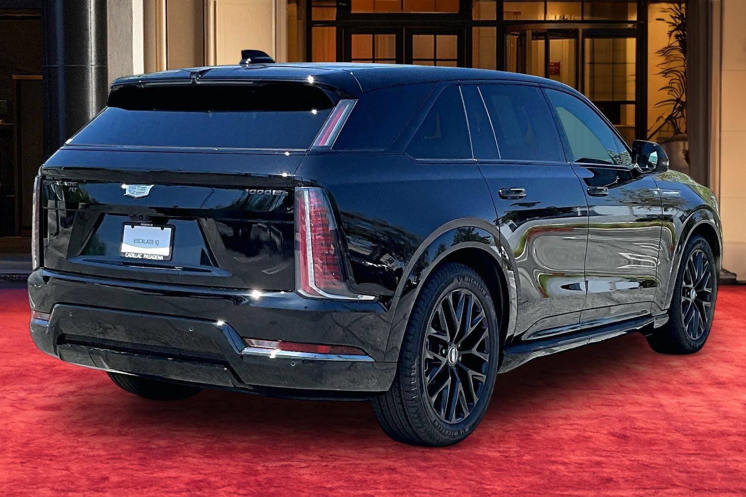 New 2026 Cadillac Escalade IQ Sport 2 w/ LPO, ONYX Package AWD/4WD image 6