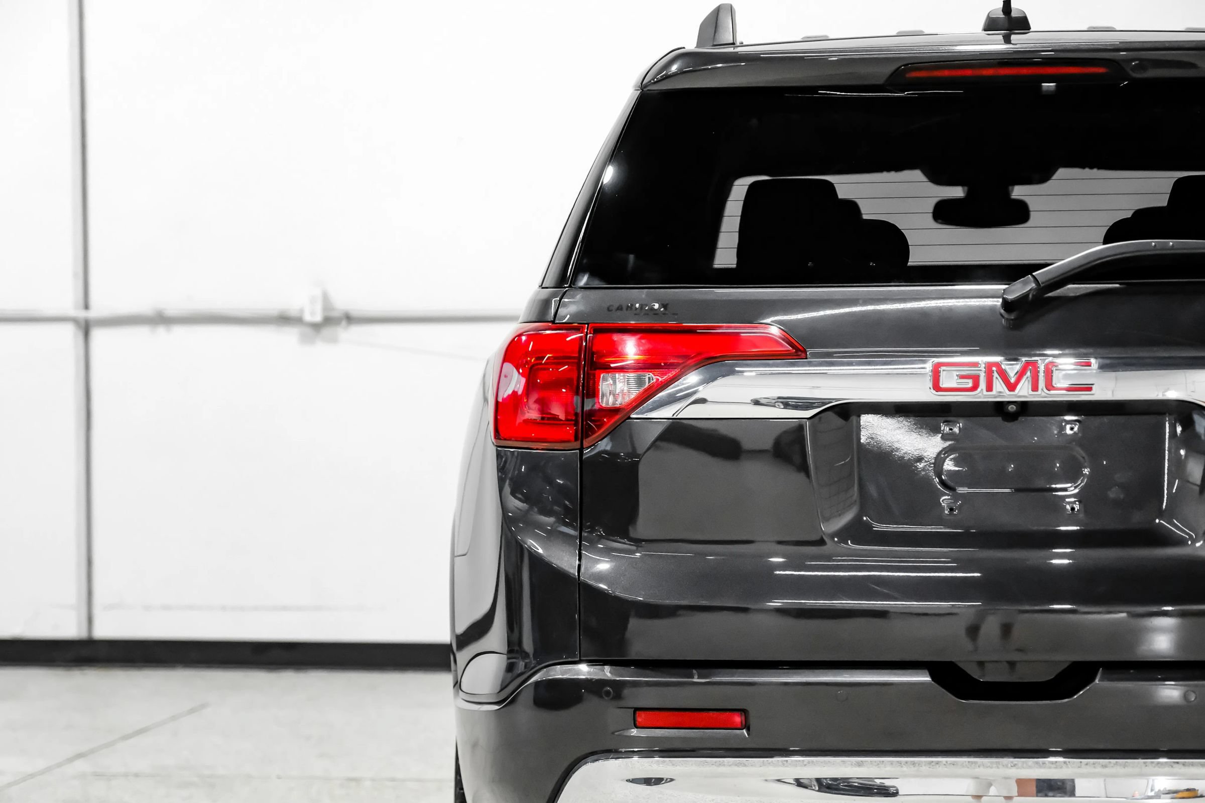 Used 2017 GMC Acadia Denali AWD/4WD image 45