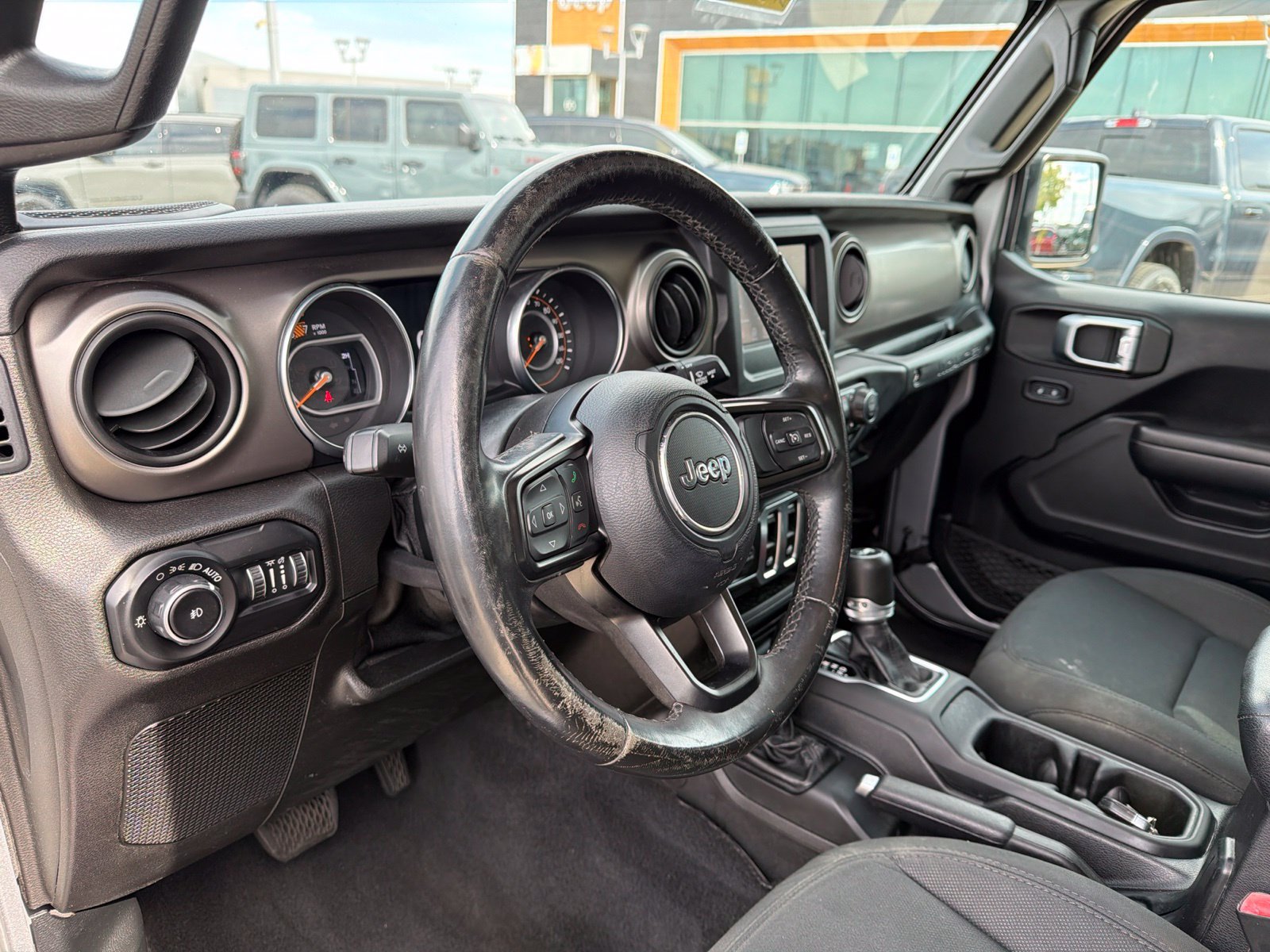 Used 2020 Jeep Wrangler Sport AWD/4WD image 10