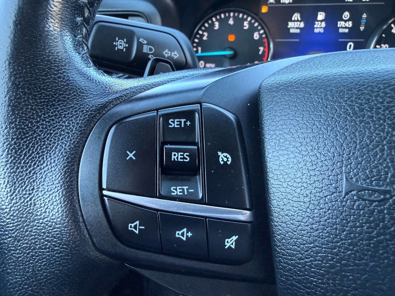 Used 2020 Ford Explorer XLT w/ Comfort Package image 37