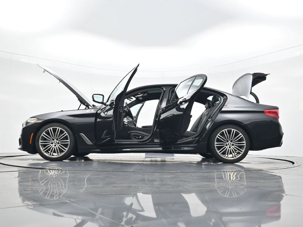 Used 2019 BMW M550i xDrive M550i xDrive image 45