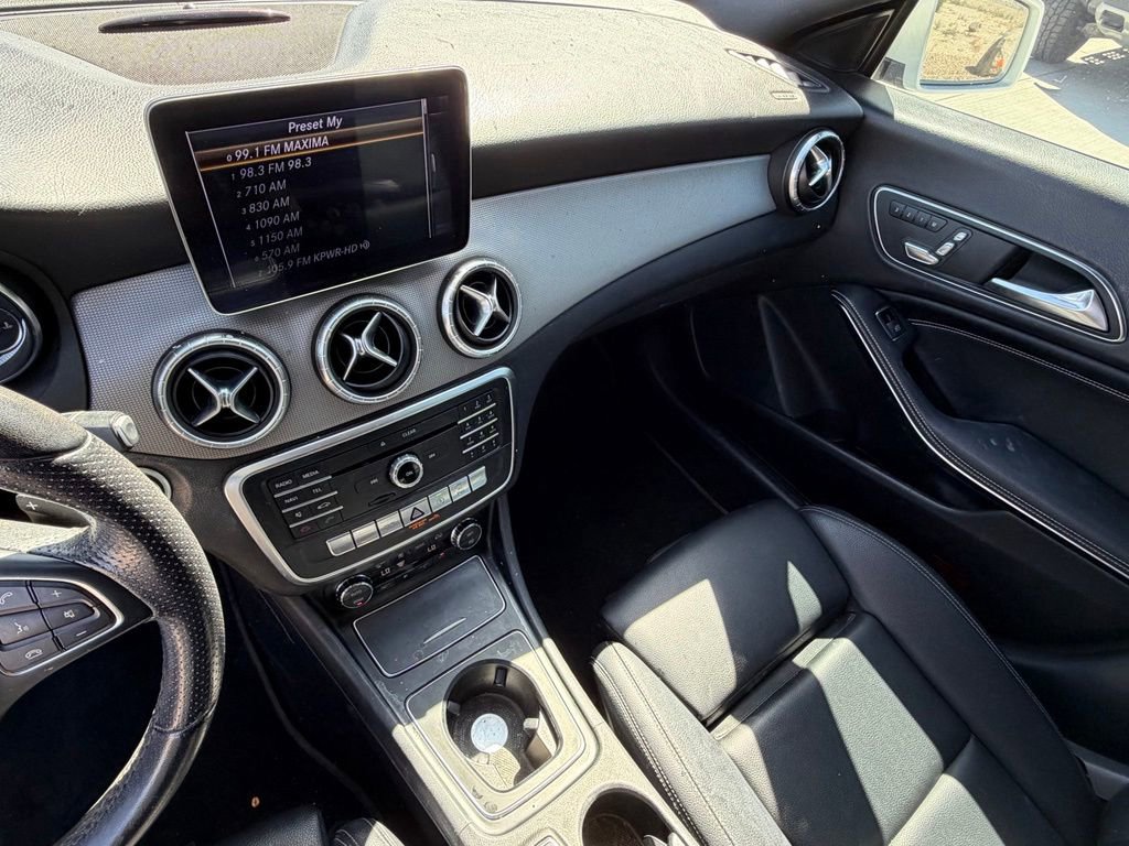 Used 2019 Mercedes-Benz CLA 250 image 17