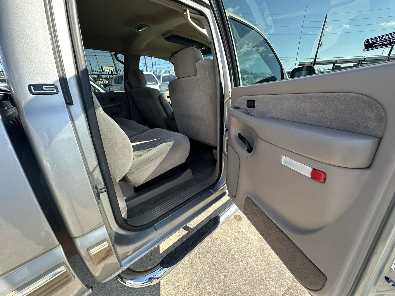 Used 2002 Chevrolet Silverado 2500 LS w/ Electrical Convenience Pkg AWD/4WD image 50