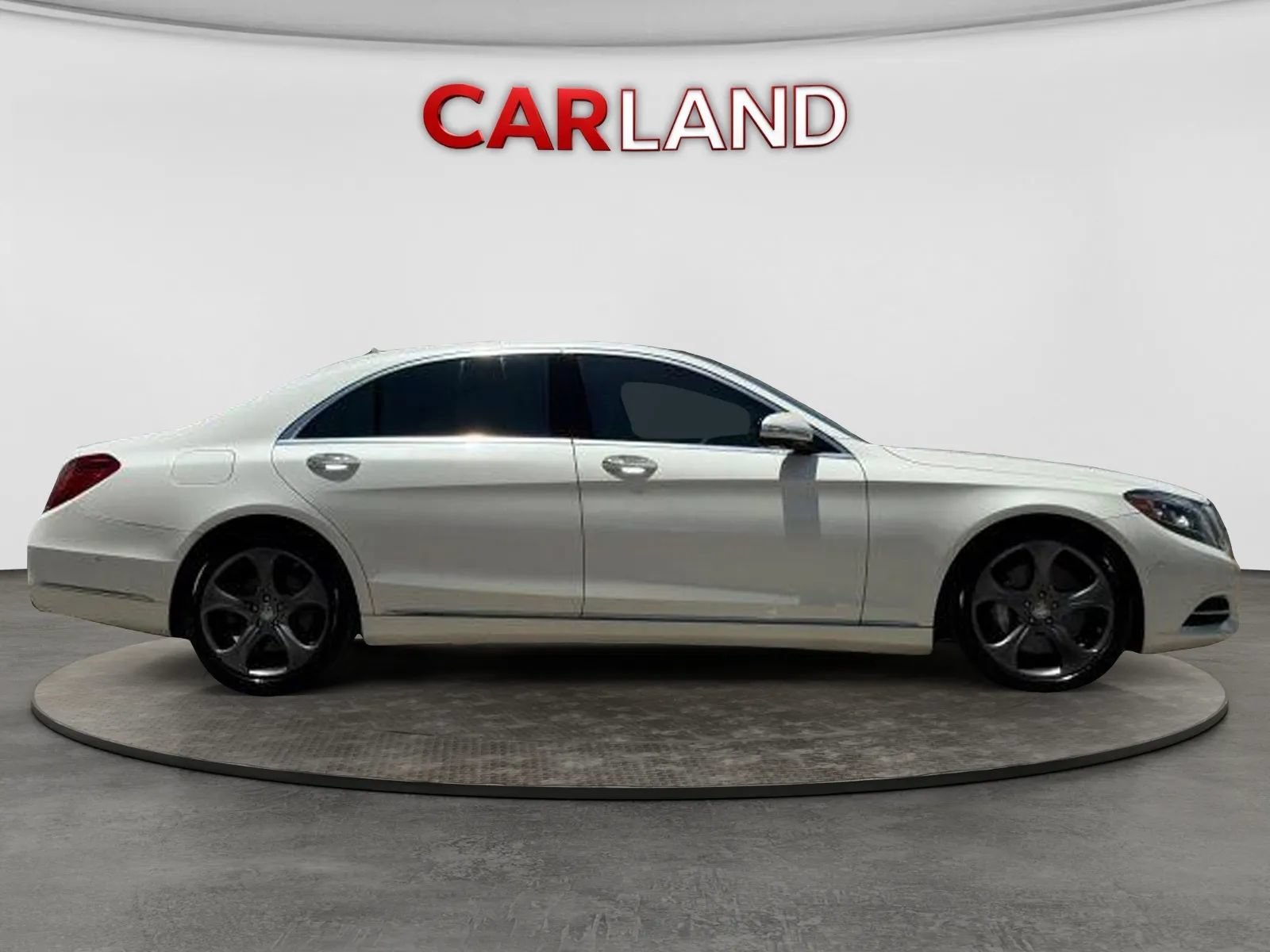Used 2015 Mercedes-Benz S 550 Sedan image 8