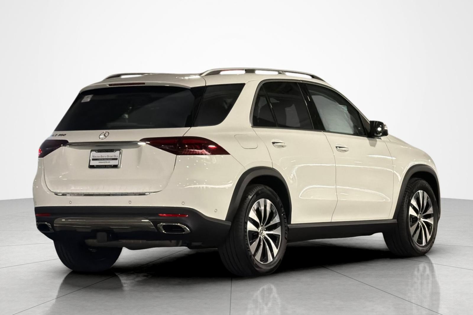 New 2026 Mercedes-Benz GLE 350 4MATIC image 5