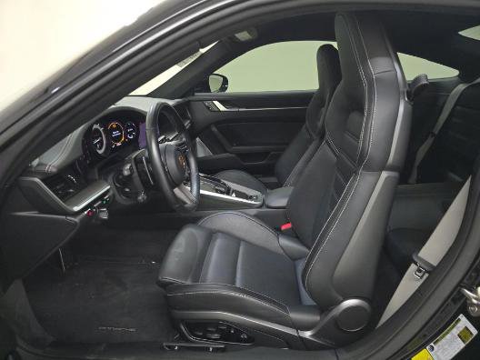 Used 2021 Porsche 911 Turbo S image 5