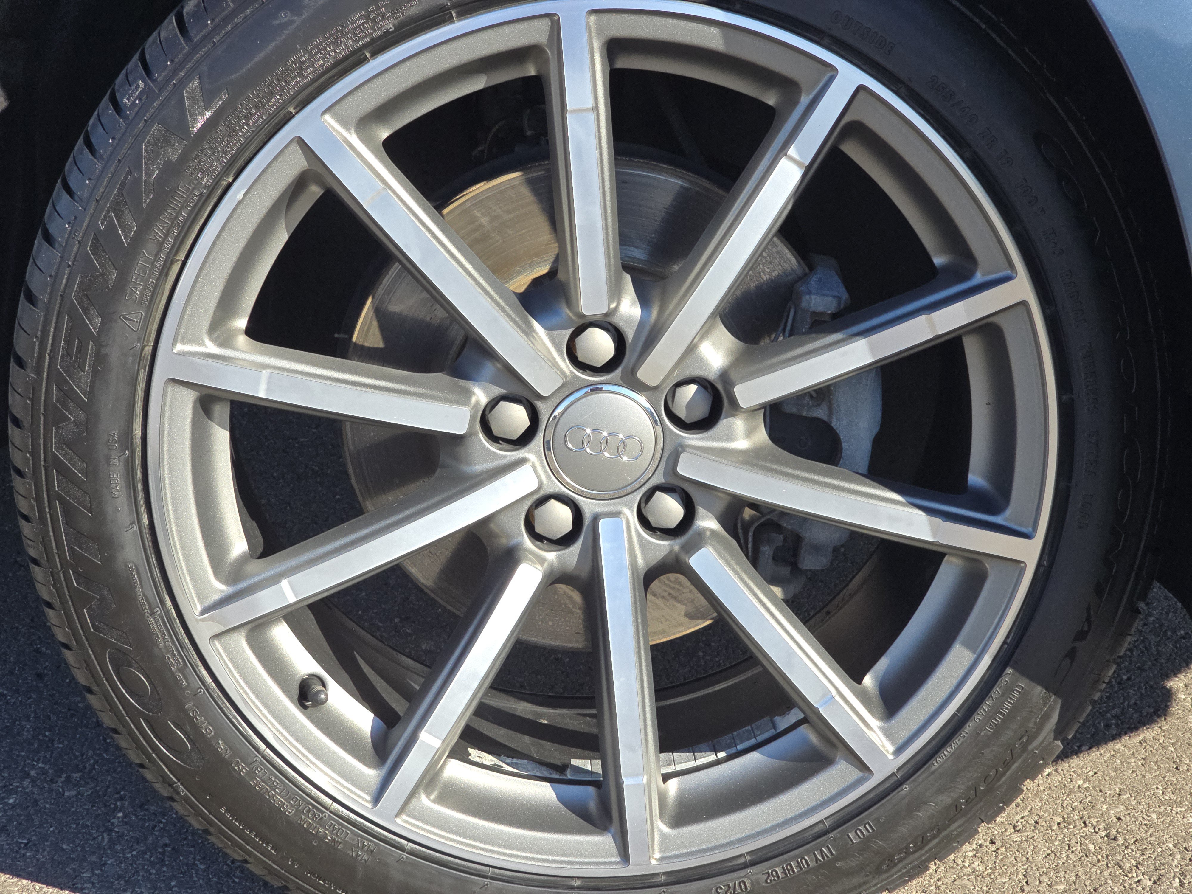 Used 2018 Audi Q3 2.0T Premium Plus w/ Premium Plus Package AWD/4WD image 14