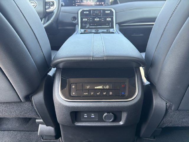 Certified 2025 Nissan Armada SV AWD/4WD image 25