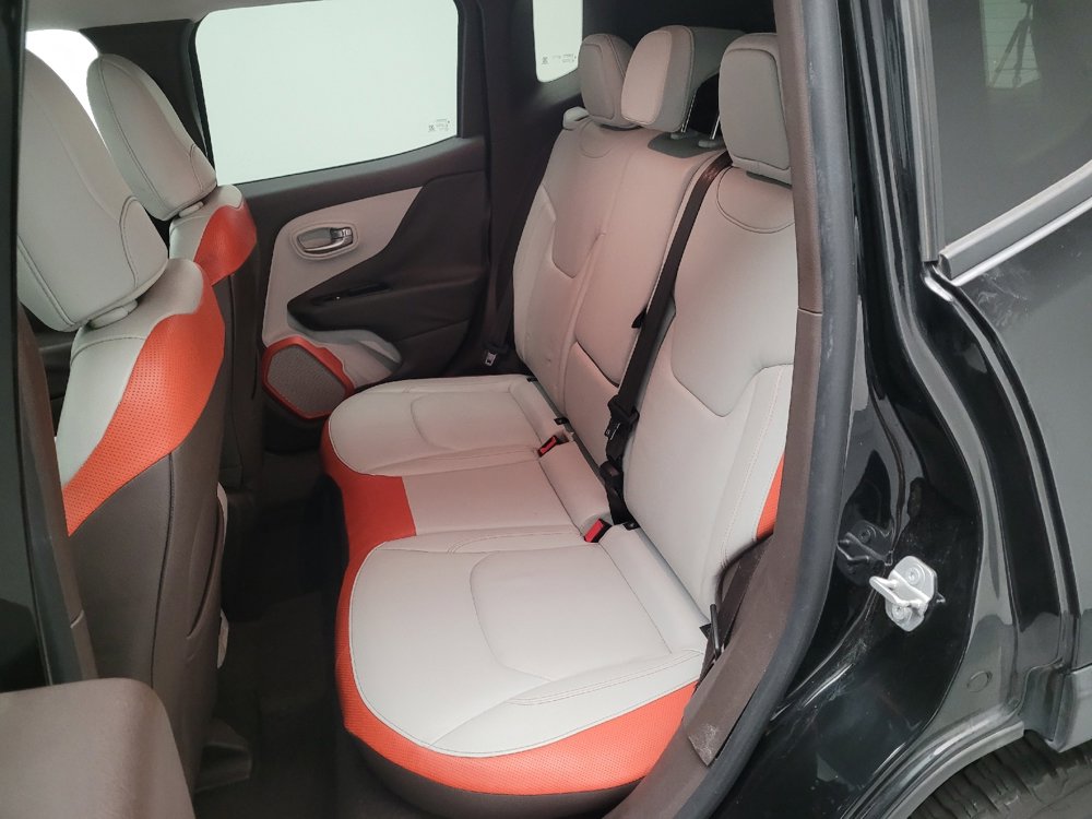 Used 2015 Jeep Renegade Limited AWD/4WD image 18