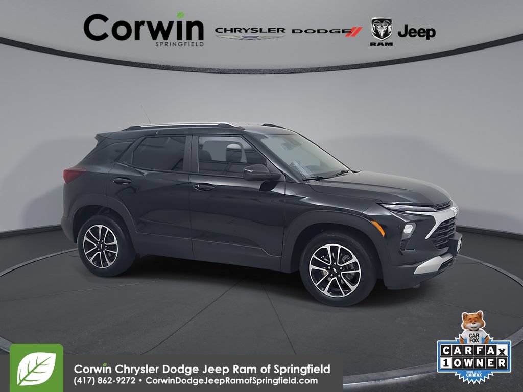 Used 2025 Chevrolet TrailBlazer LT w/ Convenience Package FWD image 1