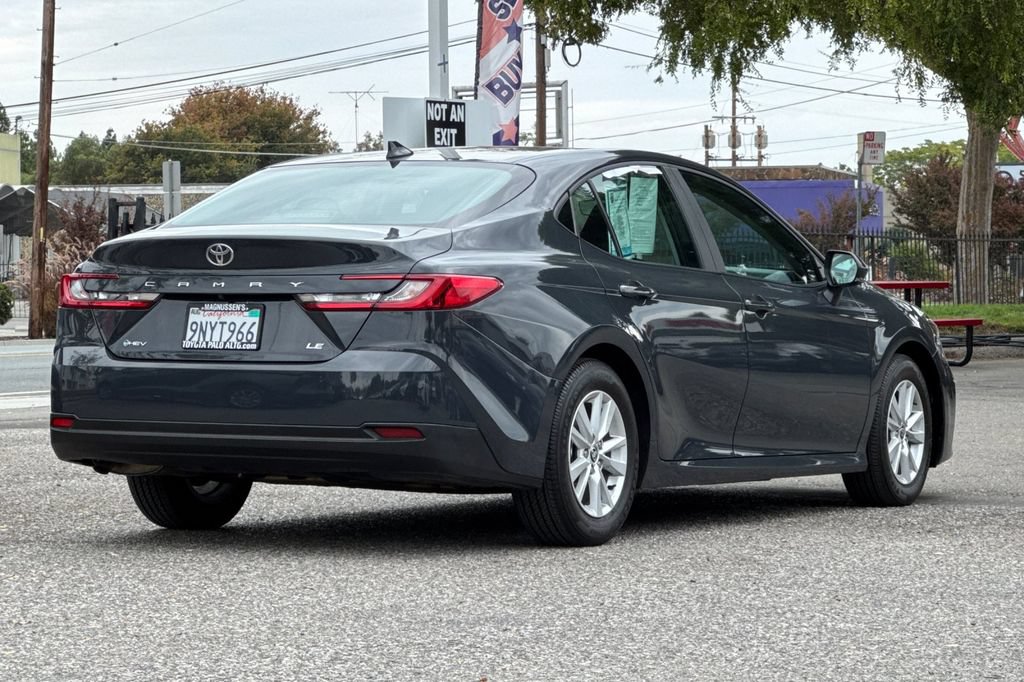 Used 2025 Toyota Camry LE w/ Convenience Package FWD image 3