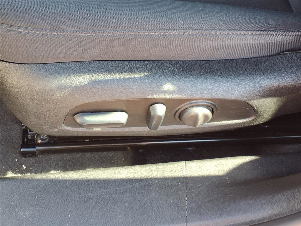 Used 2023 Chevrolet Malibu RS image 5