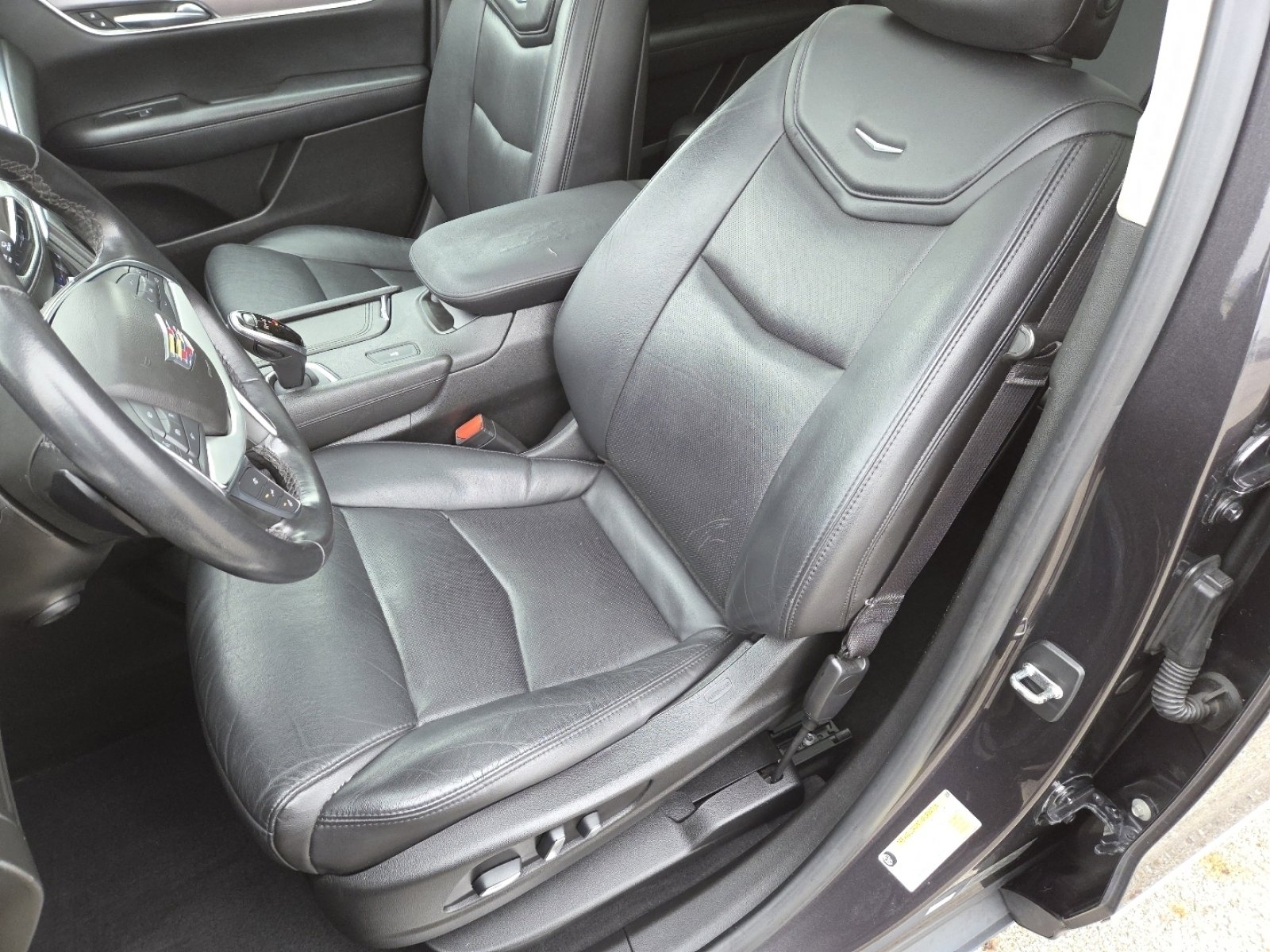 Used 2019 Cadillac XT5 Luxury image 22