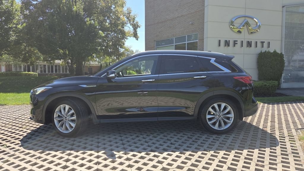 Used 2019 INFINITI QX50 Essential w/ Proactive Package AWD/4WD image 9