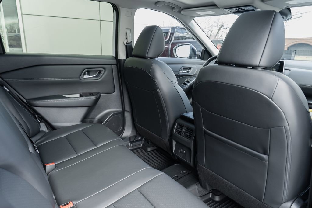 New 2026 Nissan Rogue SV image 26