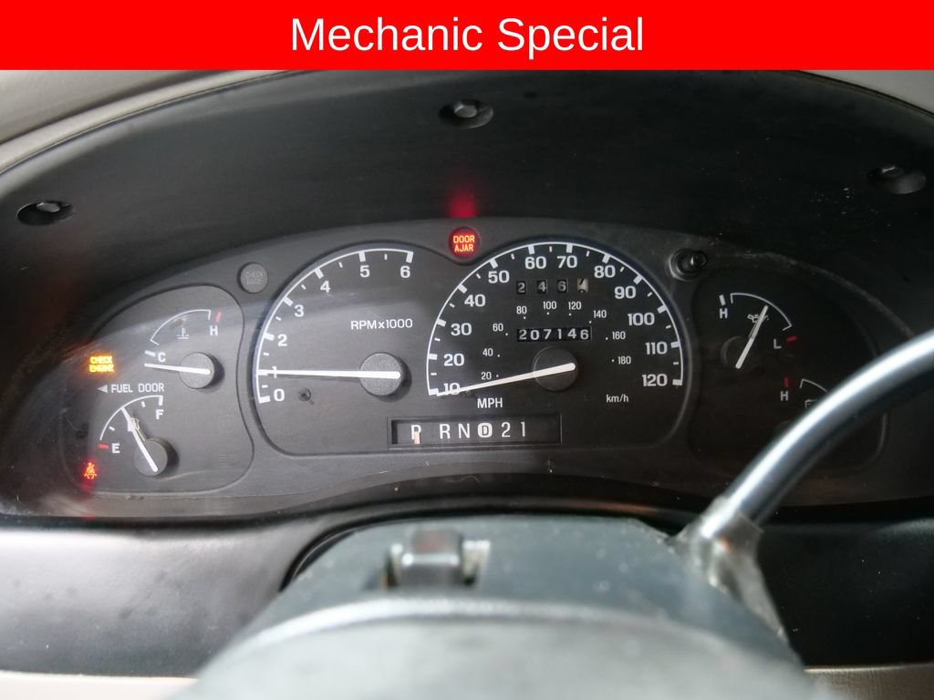 Used 1999 Ford Explorer XLT AWD/4WD image 31