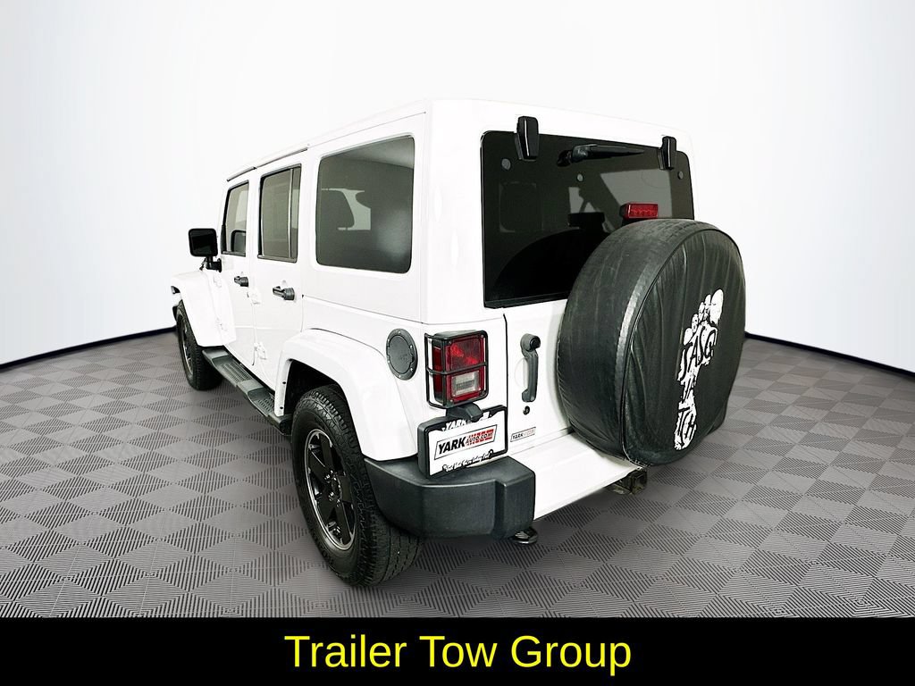 Used 2012 Jeep Wrangler Unlimited Sahara AWD/4WD image 7