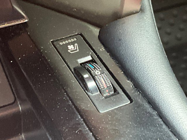 Used 2020 Lexus GX 460 Premium image 26