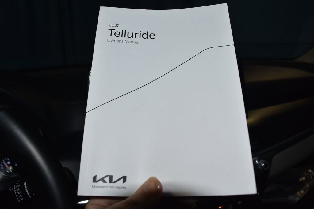 Used 2022 Kia Telluride S image 10