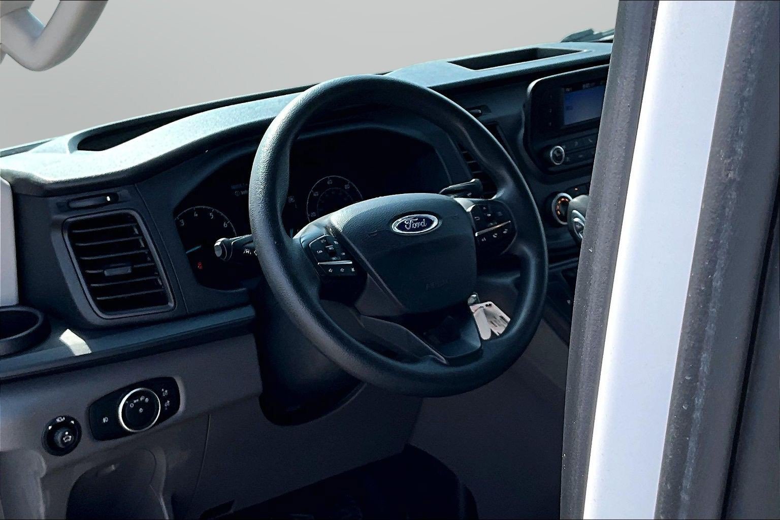 Used 2020 Ford Transit 350 XLT RWD image 20
