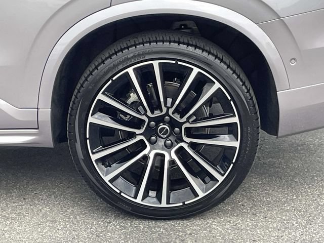 Used 2026 Volvo XC90 B6 Ultra w/ Protection Package AWD/4WD image 10