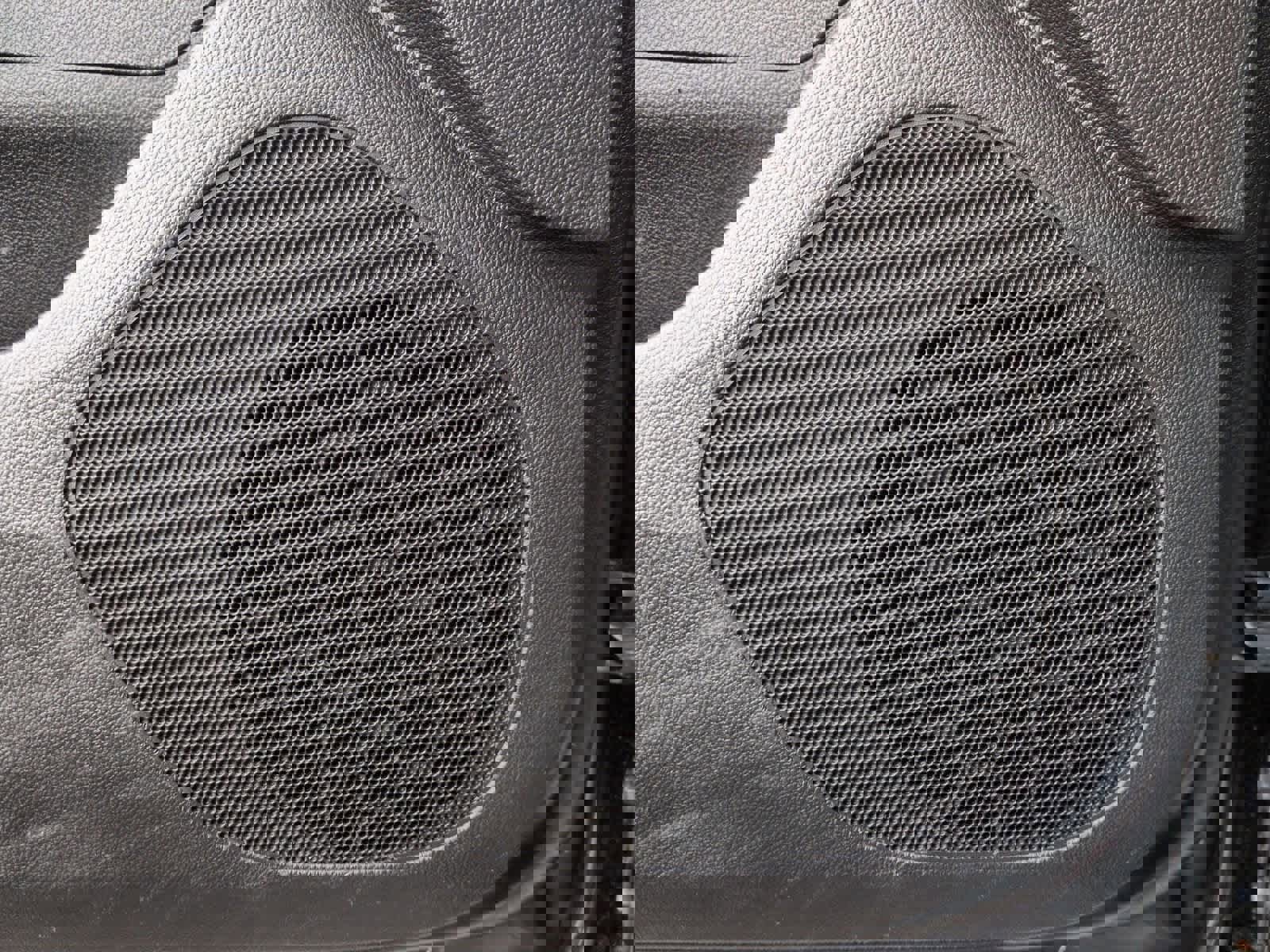 Used 2018 Chevrolet Cruze LT w/ Convenience Package image 30