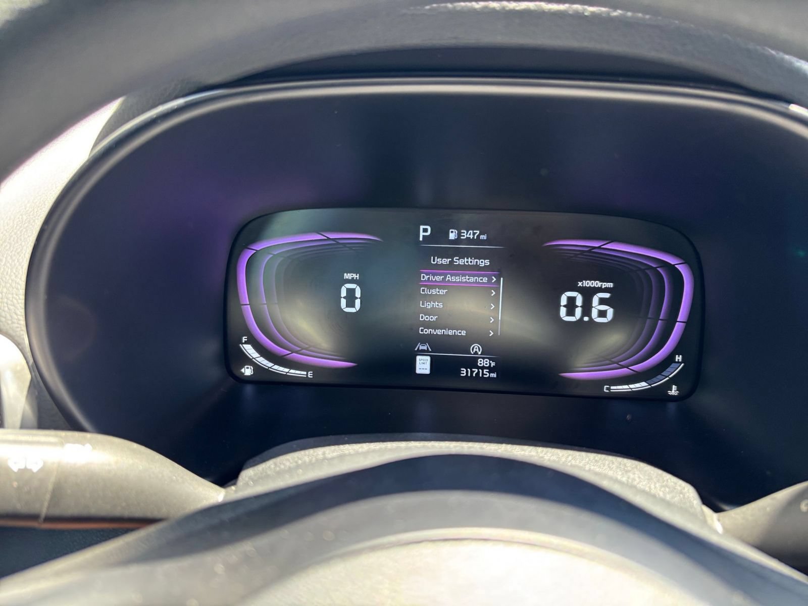 Used 2025 Kia Soul LX w/ LX Technology Package FWD image 39
