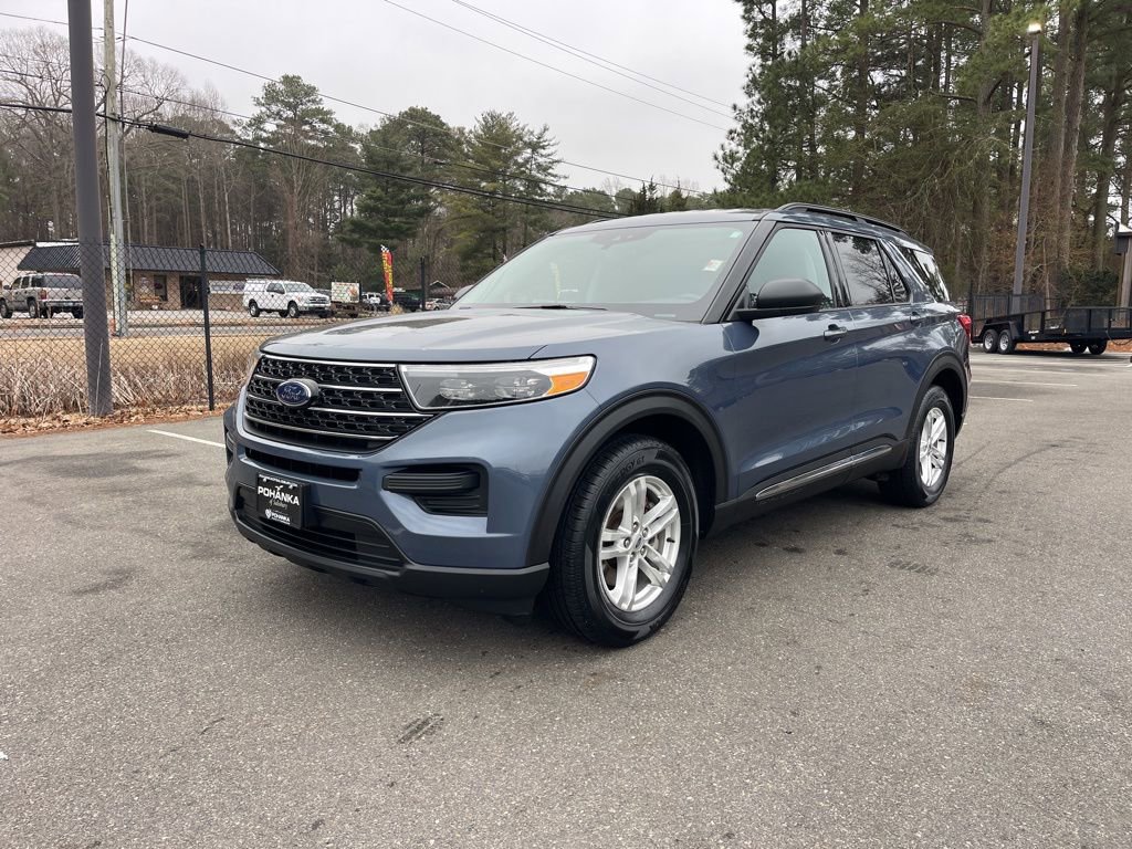 Certified 2021 Ford Explorer XLT image 2