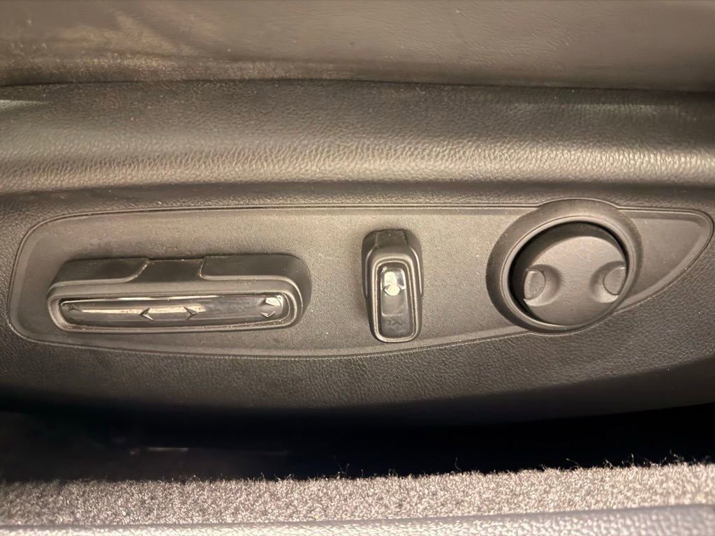 Used 2025 Honda Accord EX-L image 14