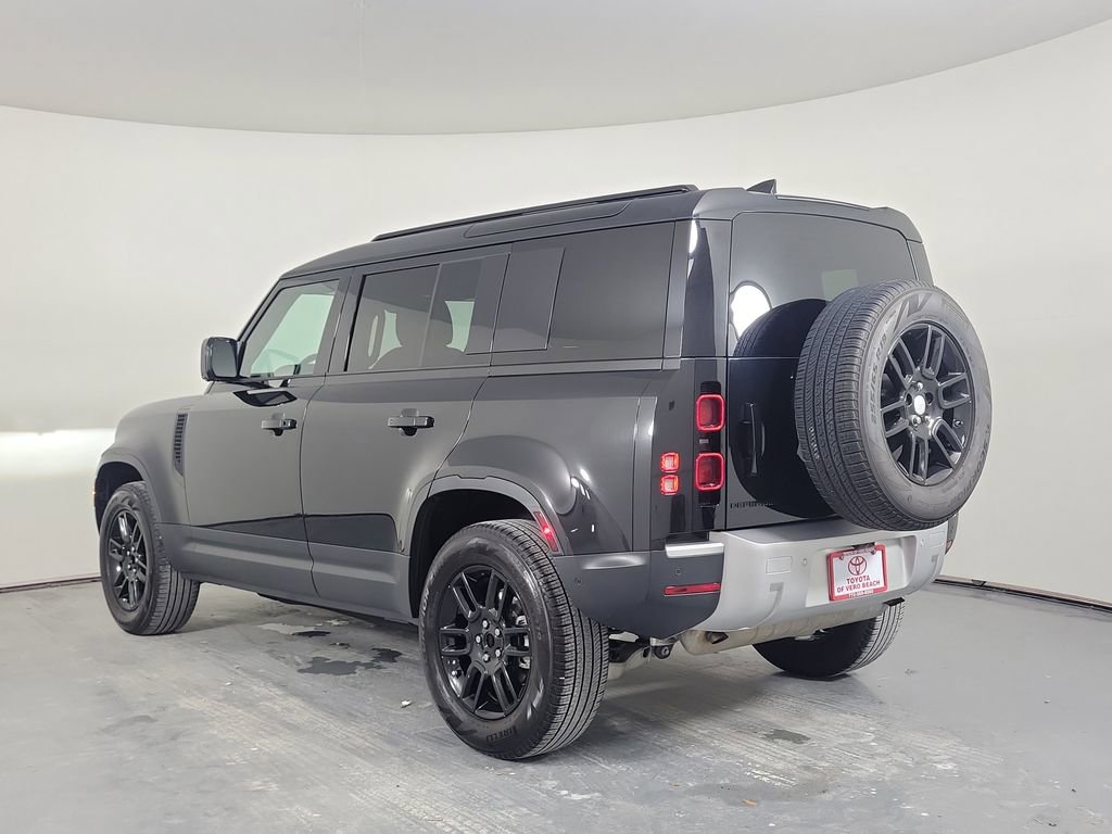 Used 2025 Land Rover Defender 110 S AWD/4WD image 6