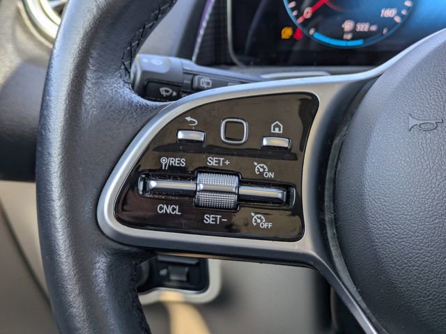 Used 2022 Mercedes-Benz GLB 250 image 26