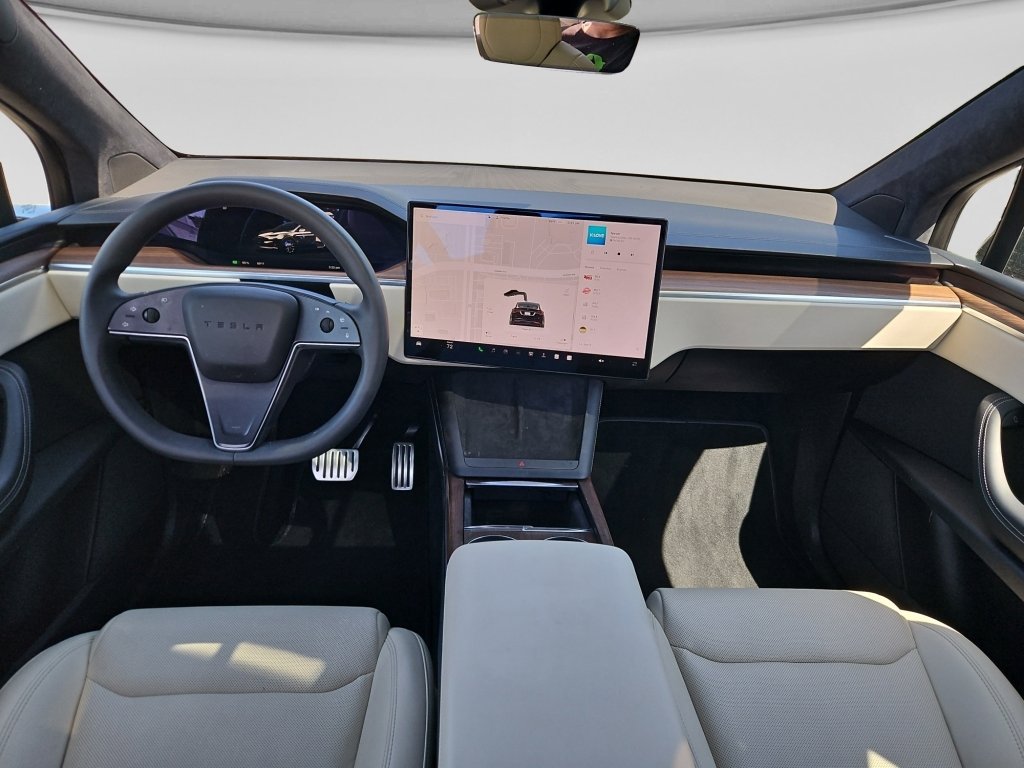 Used 2024 Tesla Model X AWD/4WD image 15