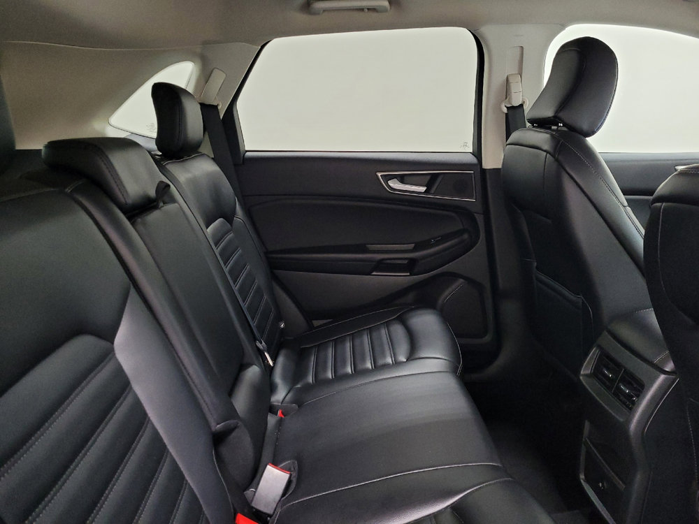 Used 2023 Ford Edge SEL image 19