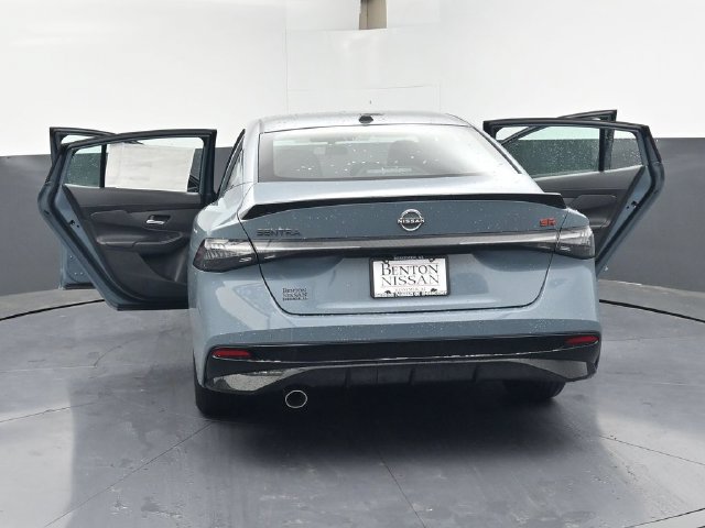 New 2026 Nissan Sentra SR w/ Floor Mat Package FWD image 48