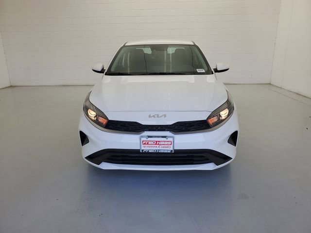 Used 2024 Kia Forte LX image 3