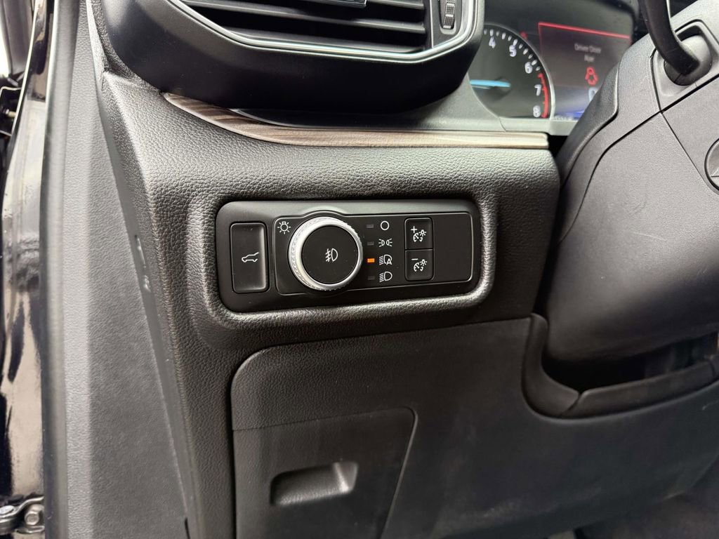 Used 2020 Ford Explorer Limited image 14