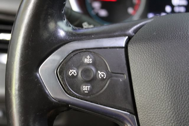 Used 2020 Chevrolet Traverse LT FWD image 15