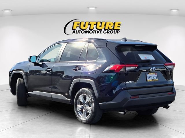 Certified 2024 Toyota RAV4 LE AWD/4WD image 7
