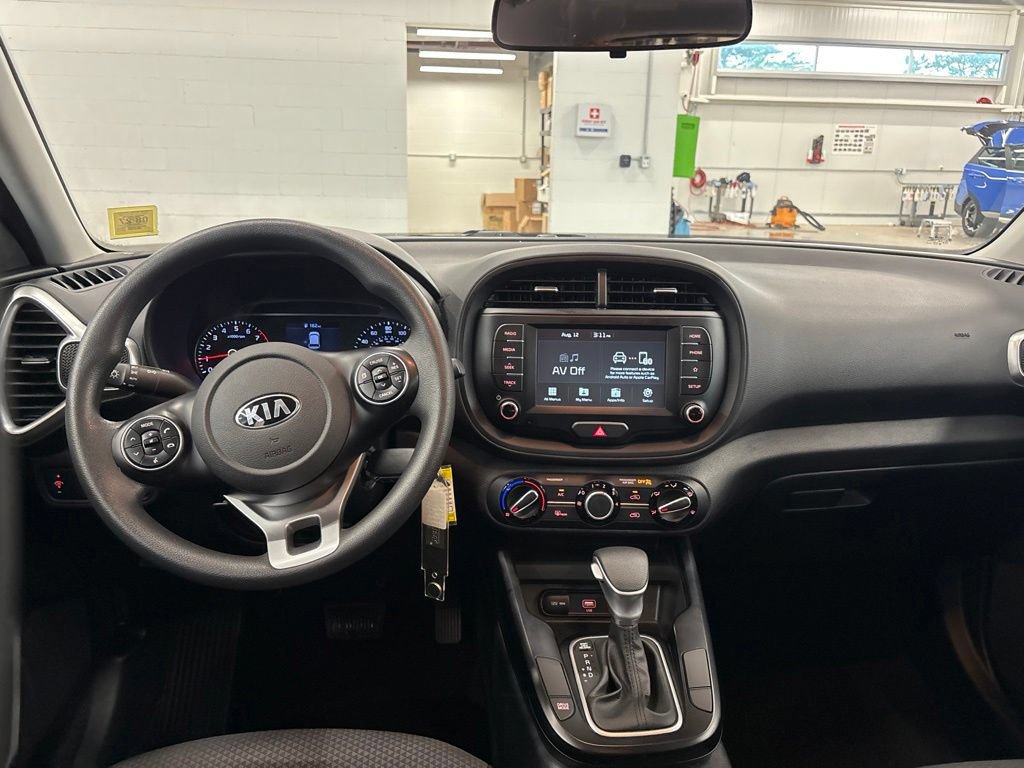 Certified 2021 Kia Soul LX FWD image 12