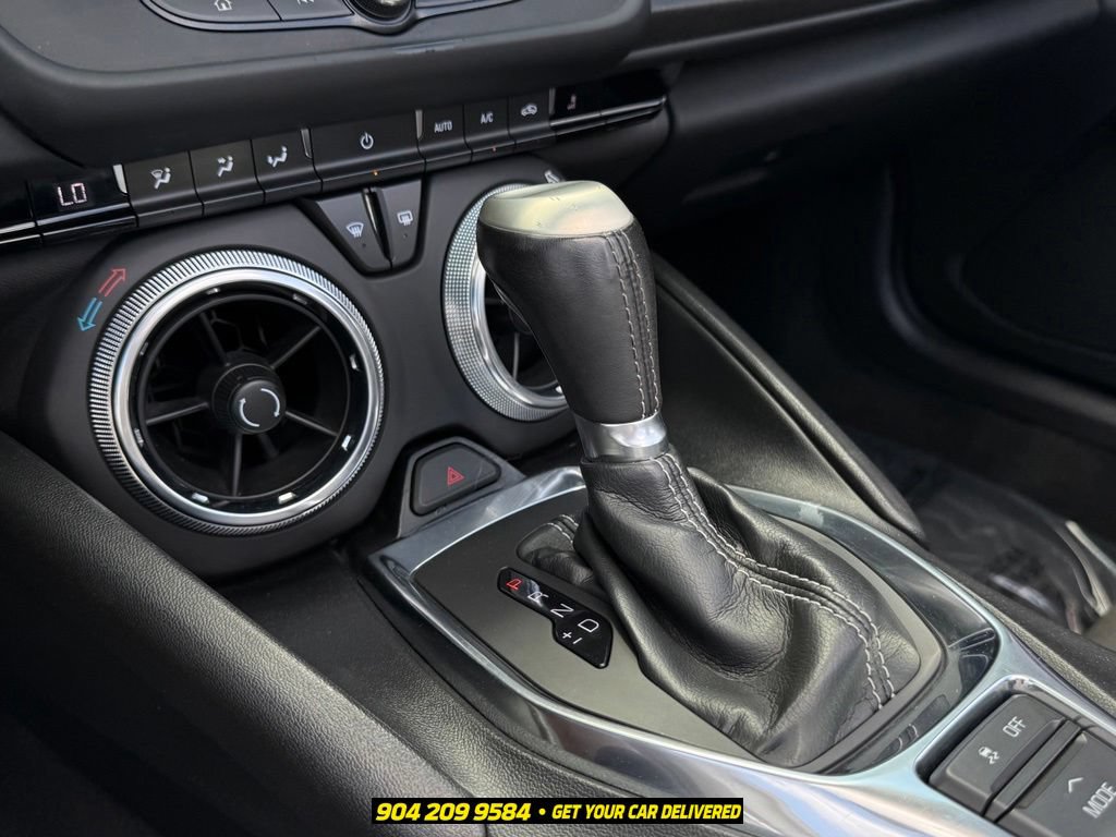 Used 2020 Chevrolet Camaro LT RWD image 17