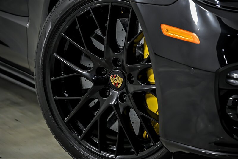 Used 2021 Porsche Panamera Turbo S Executive AWD/4WD image 3