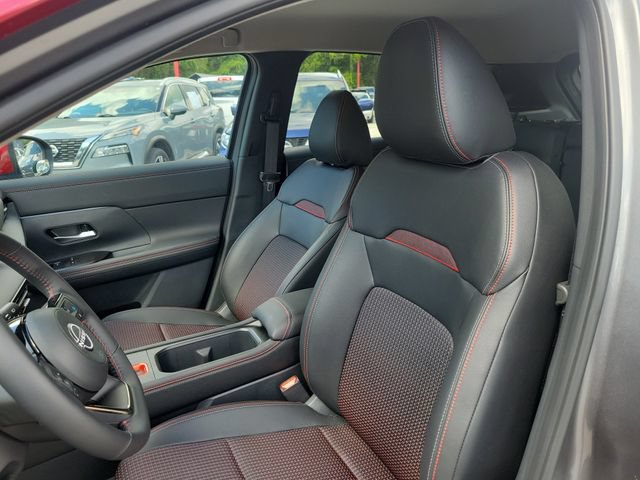 Certified 2026 Nissan Kicks SR AWD/4WD image 19