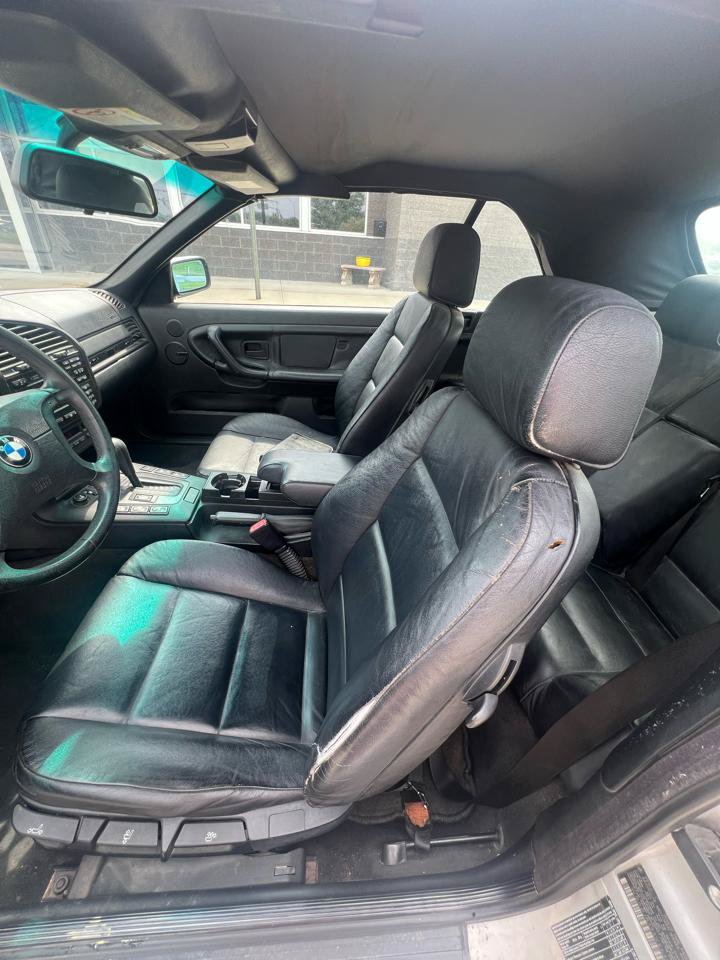 Used 1999 BMW 323i Convertible RWD image 9